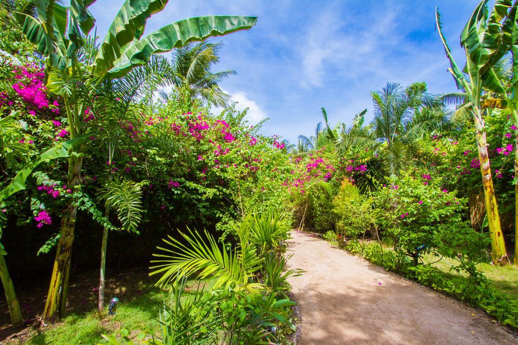 Les Jardins De Gili Villa Gili Trawangan Exterior photo